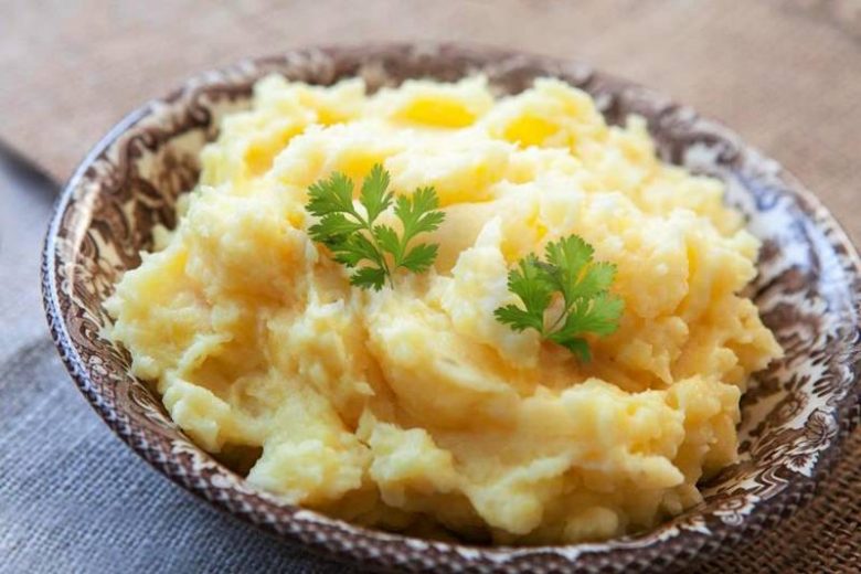 
Вы «всю жизнь делали это неправильно»: главные ошибки при приготовлении пюре из картофеля                