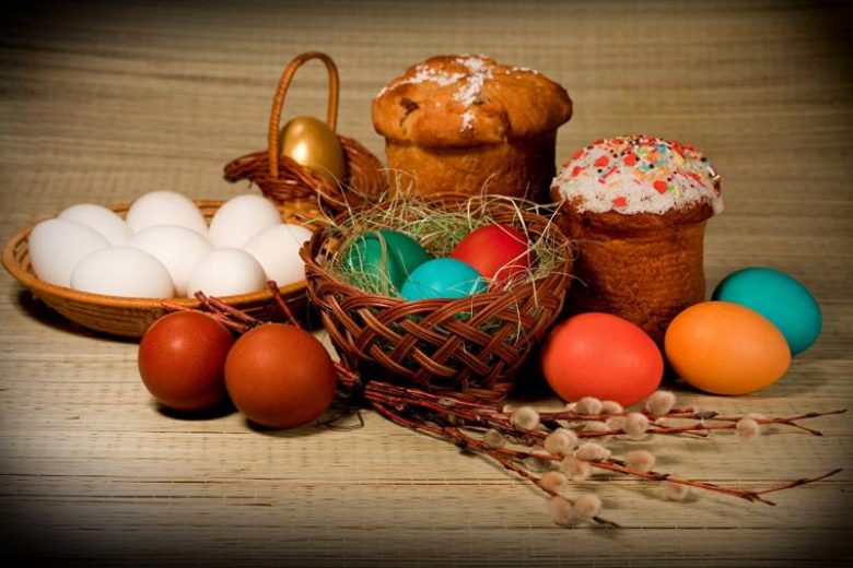 
Что означает Пасха, и какую роль играют её главные символы – куличи и яйца                