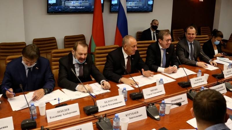 
Полная отмена роуминга между Россией и Белоруссией может произойти уже в апреле                