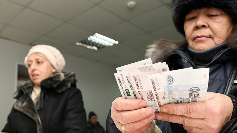 
В Госдуму внесли законопроект о возвращении индексации пенсий работающим пенсионерам                