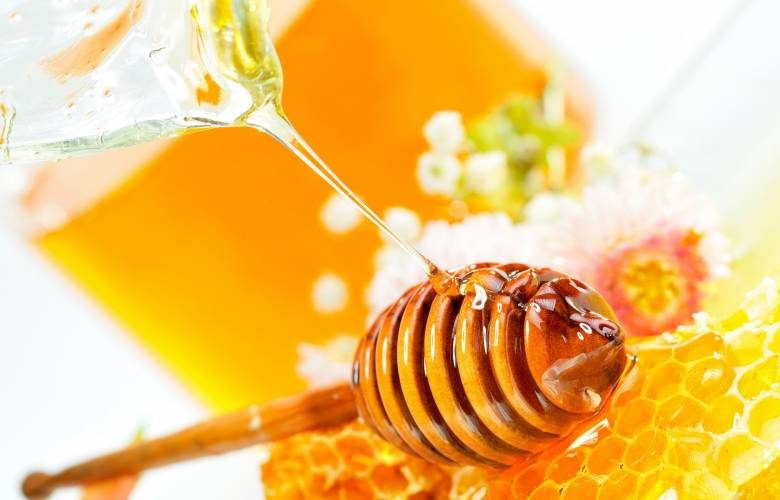 
Традиция гласит, что на Медовый Спас нужно есть мед, собранный утром праздничного дня                